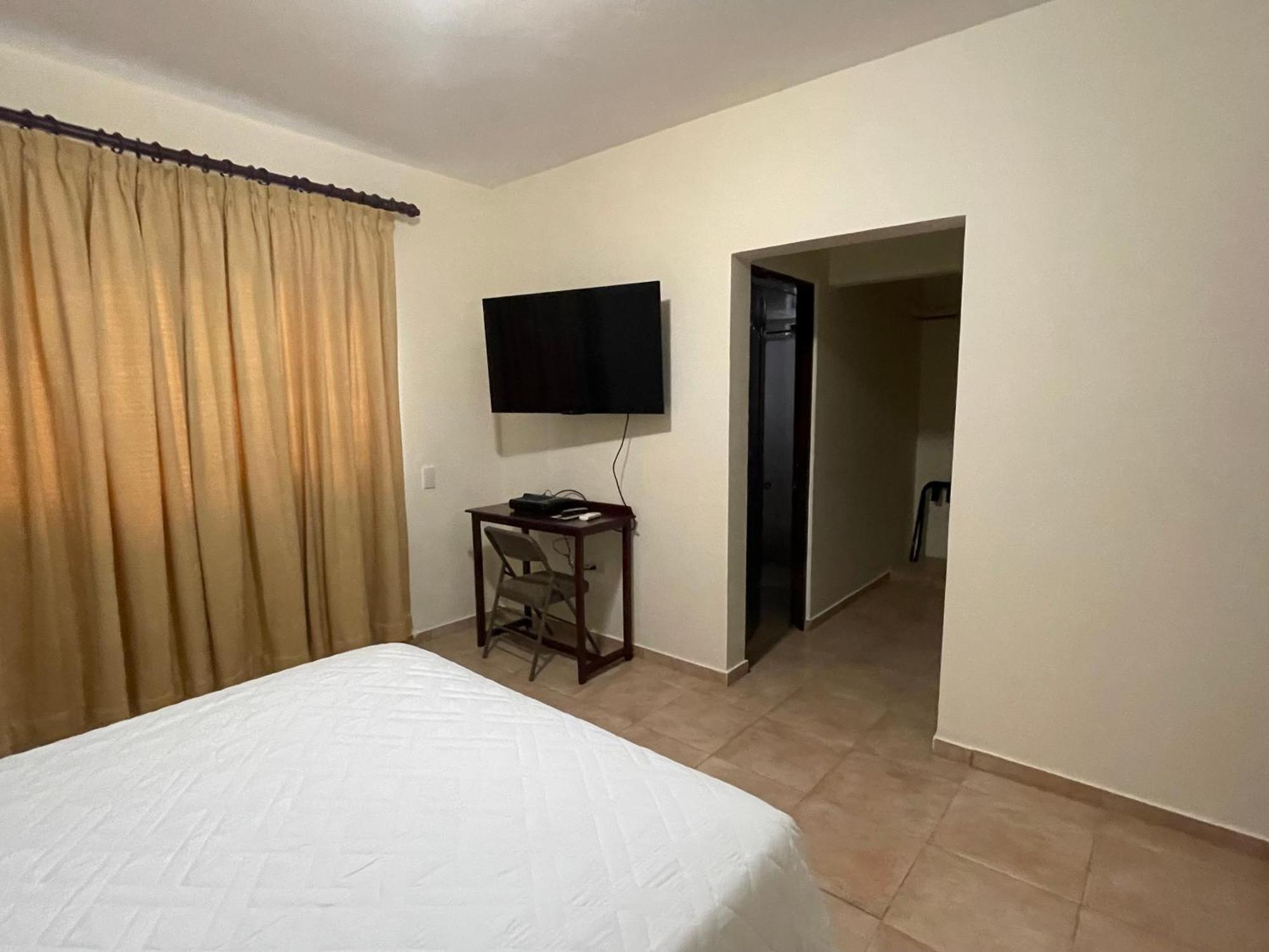 Apartahotel Alvear Santo Domingo Exterior photo