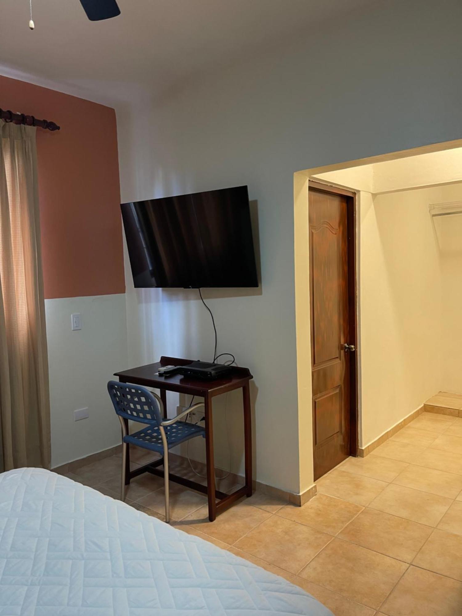 Apartahotel Alvear Santo Domingo Exterior photo